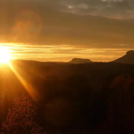 Ferienoase Lilienstein * Rathmannsdorf